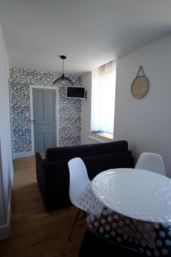 Villa Jean Julien - Le Capucin - Appartement T1 - 1 Chambres - 4 Personnes Льо Мон-Дор Екстериор снимка
