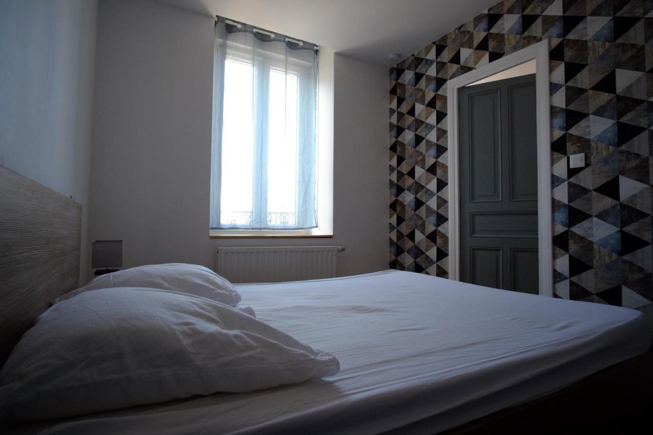 Villa Jean Julien - Le Capucin - Appartement T1 - 1 Chambres - 4 Personnes Льо Мон-Дор Екстериор снимка